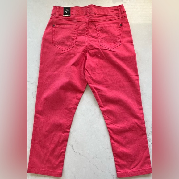 New crop pants in cute summer/spring color - Picture 3 of 5